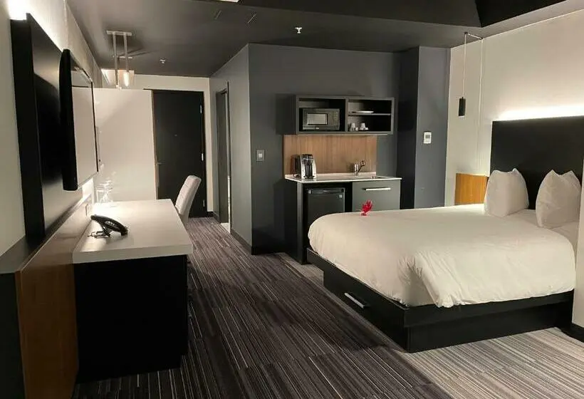 スーペリアースイート, Grand Times Hotel Laval Centropolis