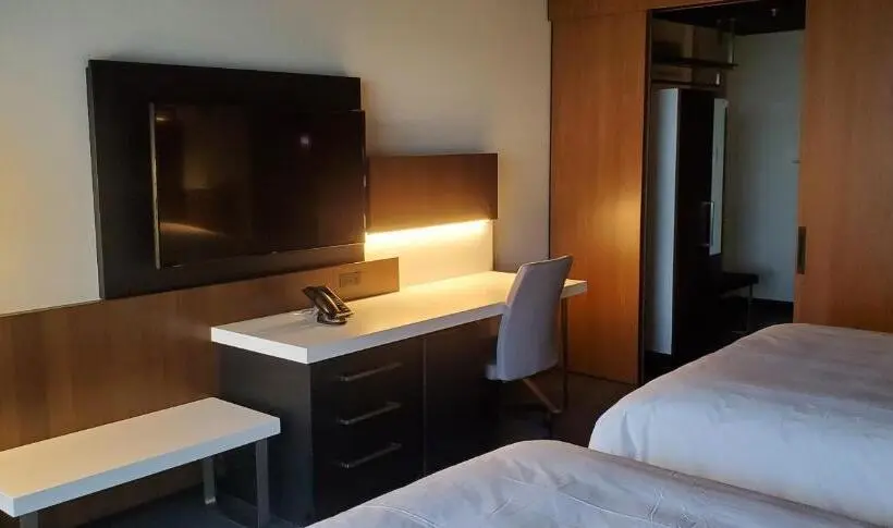 デラックスルーム, Grand Times Hotel Laval Centropolis