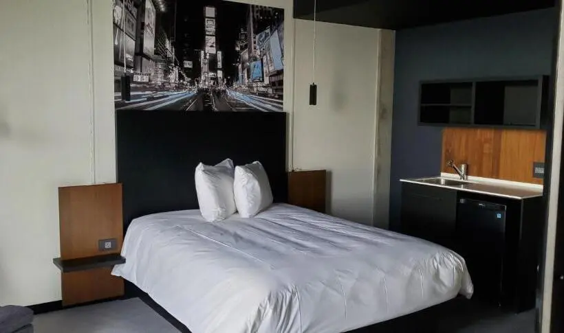 スーペリアースイート, Grand Times Hotel Laval Centropolis