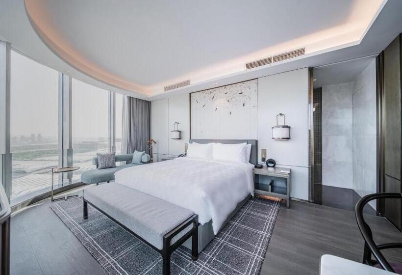 Büyük Çift Kişilik Yataklı Süit, Hualuxe Xi An Chanba, An Ihg