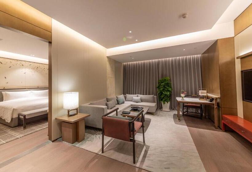 Büyük Çift Kişilik Yataklı Süit, Hualuxe Xi An Chanba, An Ihg