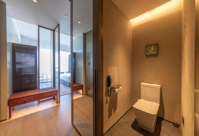 Büyük Çift Kişilik Yataklı Standart Oda, Hualuxe Xi An Chanba, An Ihg