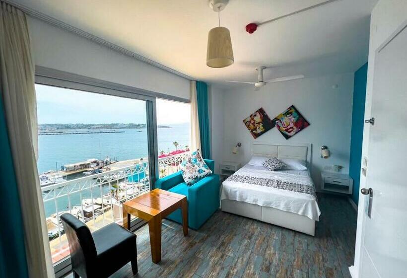 غرفة قياسية سرير كينج, Larimar Hotel Cesme