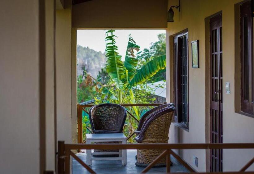 خانه 4 خوابه, Livingstone Hideaway Homes