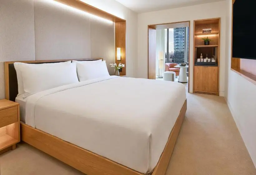 استودیوی استاندارد, Pendry Manhattan West