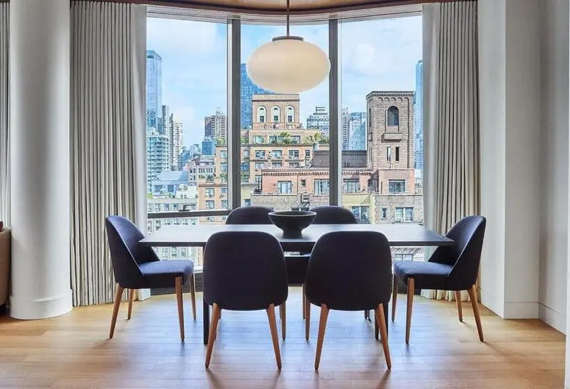 سوئیت با چشم‌انداز, Pendry Manhattan West