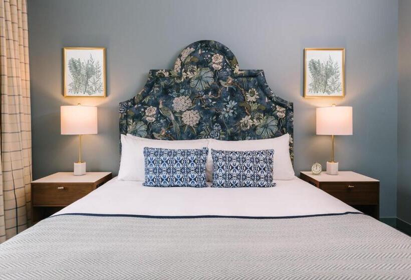 اتاق استاندارد یک نفره, The Bradley