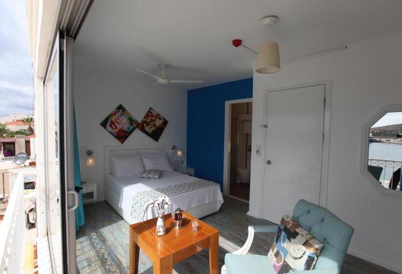 غرفة قياسية سرير كينج, Larimar Hotel Cesme