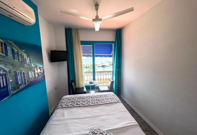 غرفة قياسية مطلّة علي البحر, Larimar Hotel Cesme