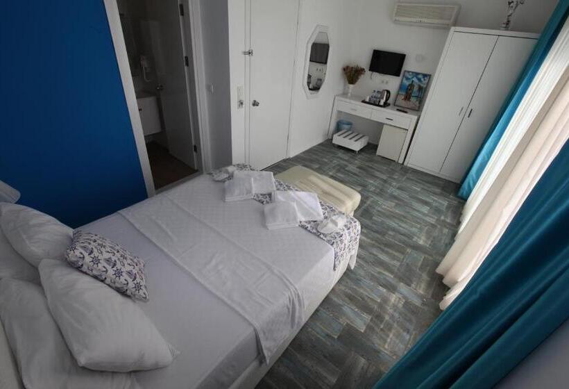 オーシャンビュースタンダードルームバルコニー付き, Larimar Hotel Cesme