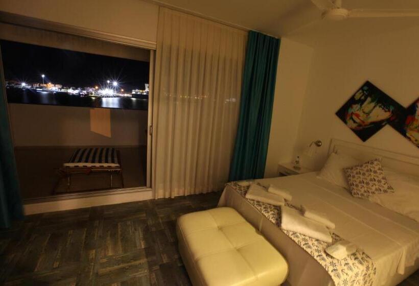 オーシャンビュースタンダードルームバルコニー付き, Larimar Hotel Cesme