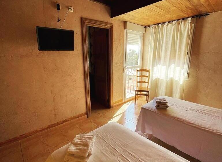 غرفة عائلية, Posada Del Cid