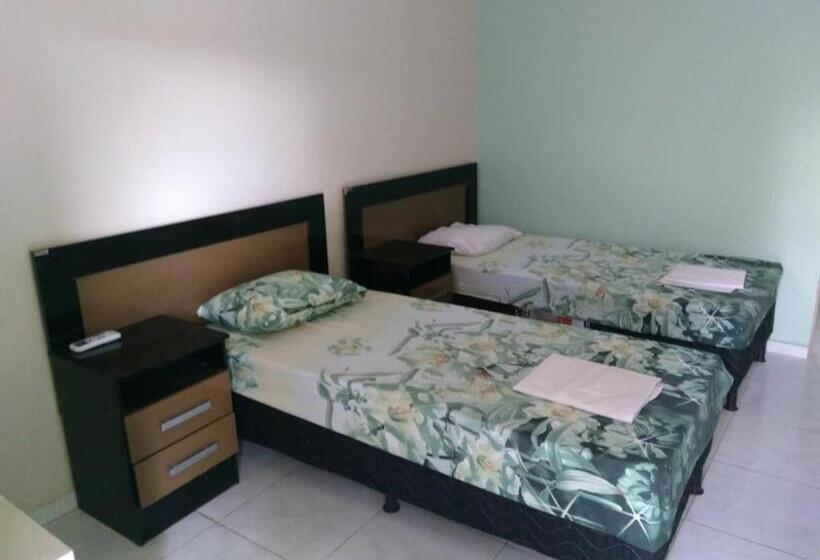 标准单人间, Pousada Umari