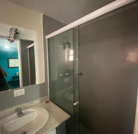 Standard 3 Pers. Værelse, Tao