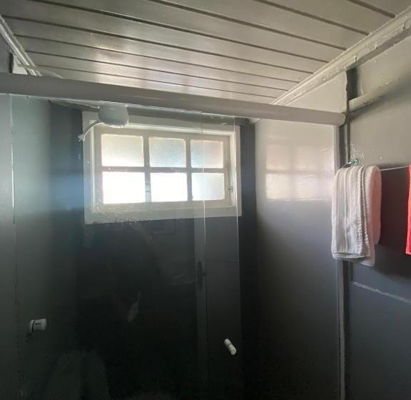 Standard Værelse, Tao