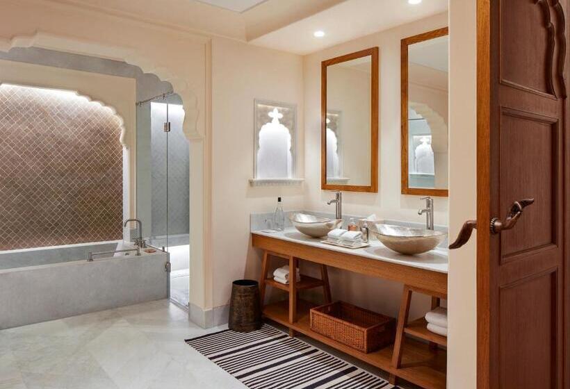 자쿠지 스위트, Six Senses Fort Barwara, Sawai Madhopur