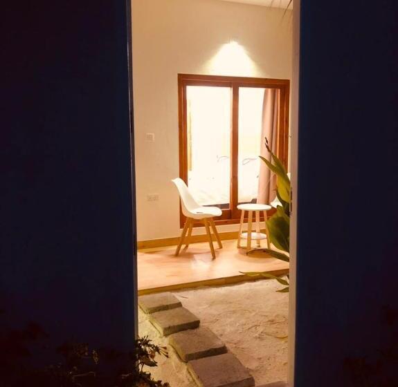 اتاق استاندارد با چشم‌انداز باغ, Dacha Thoddoo