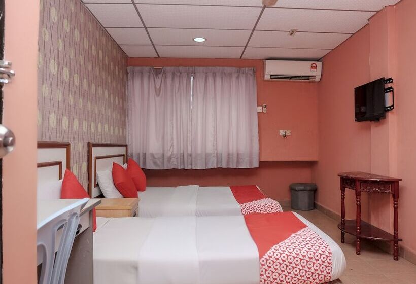 חדר דלוקס לשלושה, Oyo 90167  Tiara