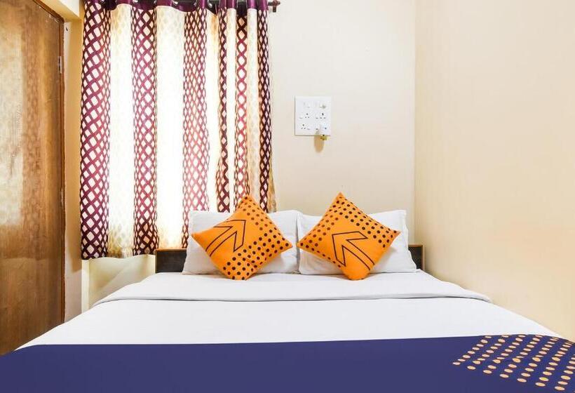 חדר סטנדרט לשלושה, Spot On 76369 Grand