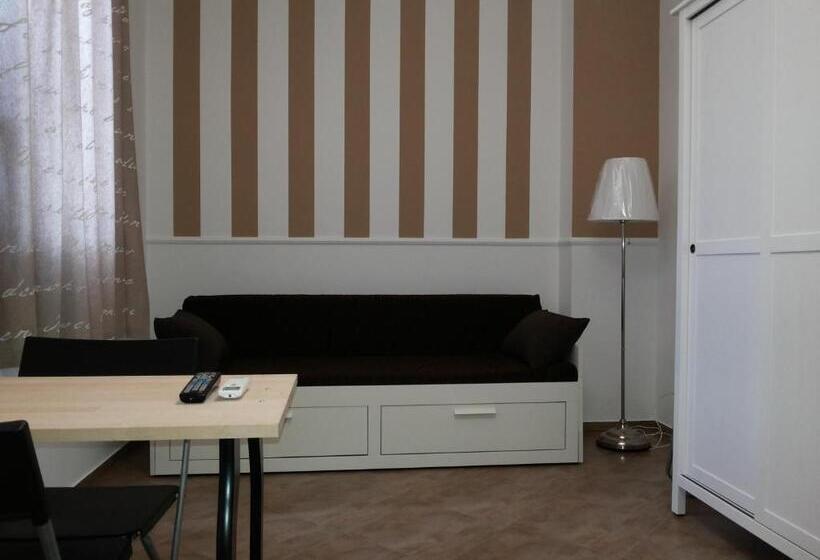 四人标准间, Calìu