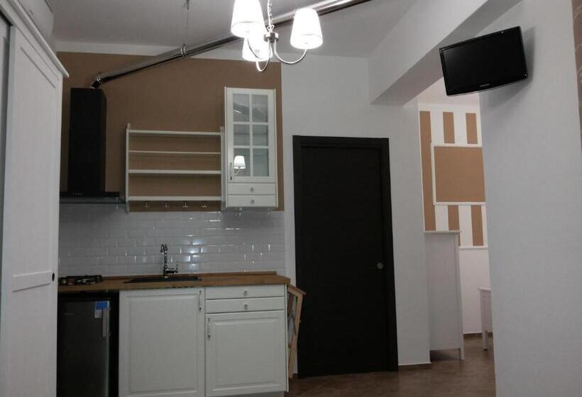 标准工作室, Calìu