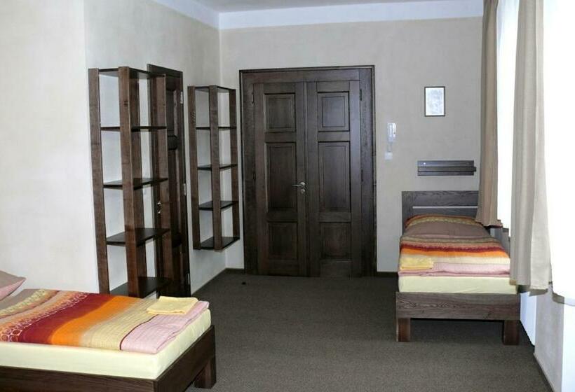 스탠다드 트리플 룸, Beránek