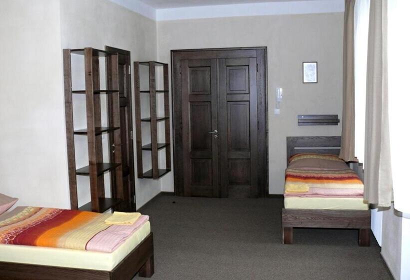 패밀리 룸, Beránek