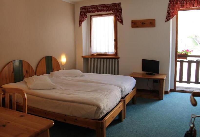 غرفة قياسية مزوَّدة بشُرفة, Mont Velan