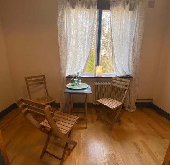 غرفة قياسية رباعية حمام مشترك, Villa Karllösa Bed And Breakfast
