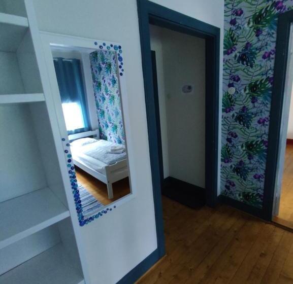 חדר משפחתי חדר אמבטיה משותף, Villa Karllösa Bed And Breakfast