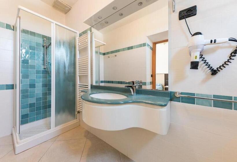 1 Bedroom Penthouse Apartment, Residence Renadoro