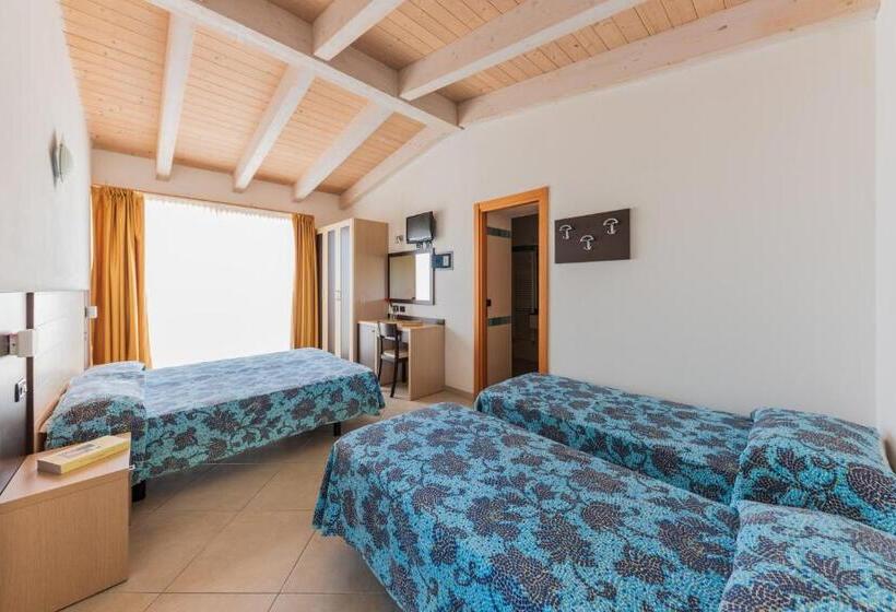 1 Bedroom Penthouse Apartment, Residence Renadoro