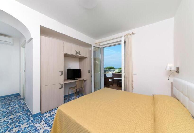 Номер Superior Вид на Море, Le Canne Family Resort & Spa