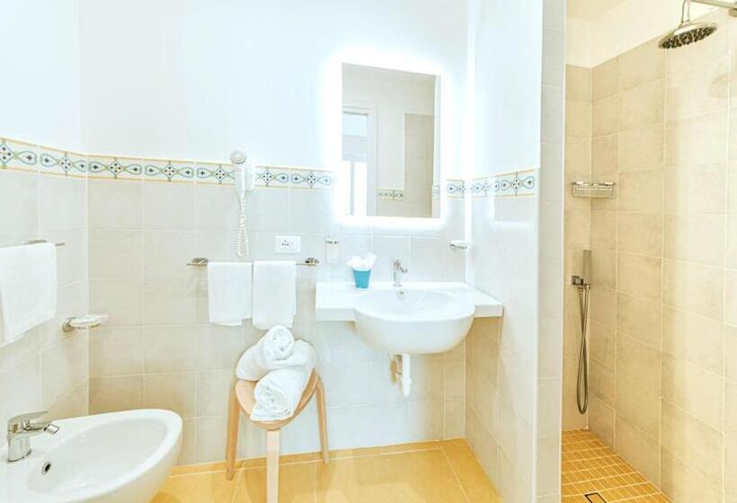 חדר משפתחתי סופריור, Le Canne Family Resort & Spa