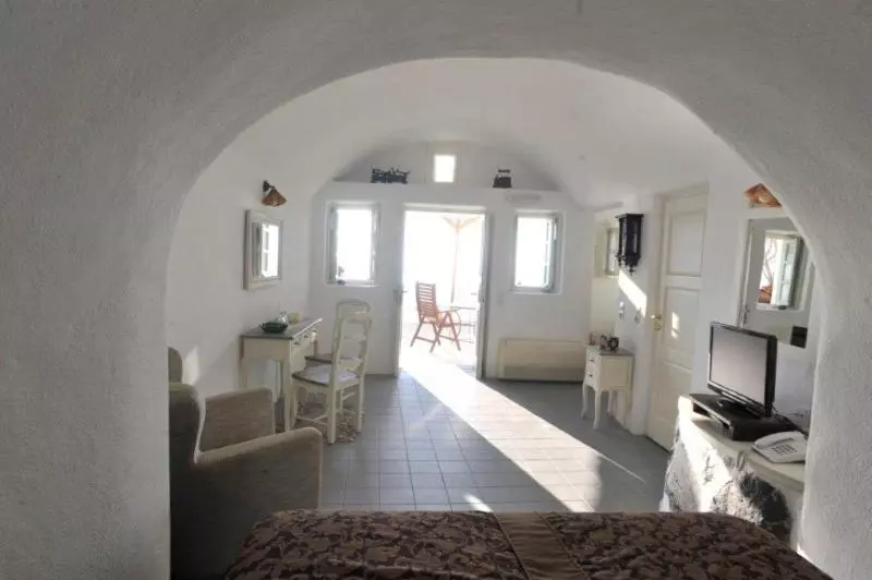 سوییت جونیور, Fanari Villas