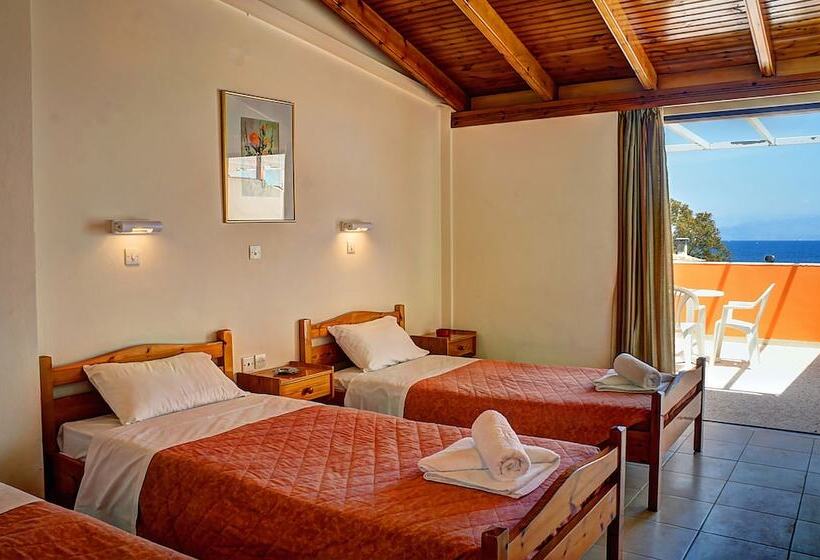 Triple Room Sea View, Benitses Arches