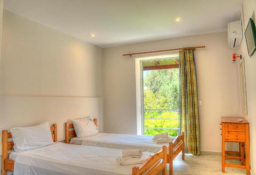 דירת חדר דלוקס, Benitses Arches