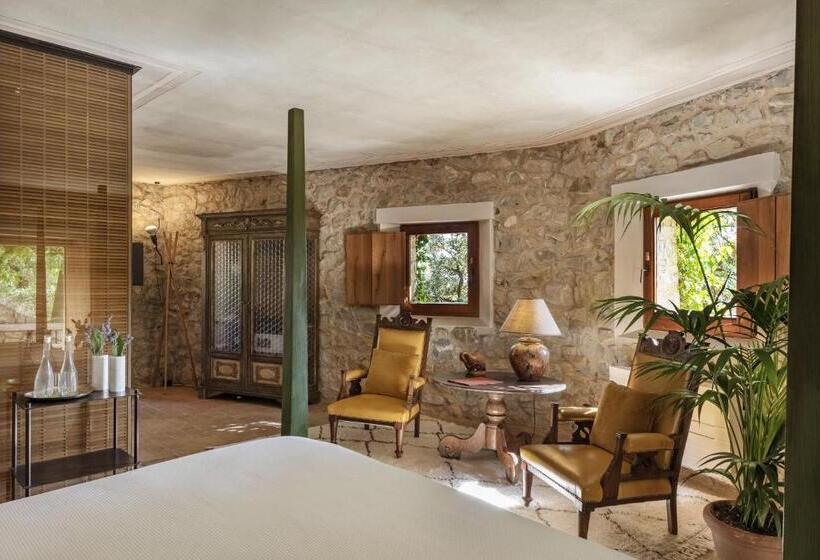 סוויטה דלוקס, Castello Di Vicarello