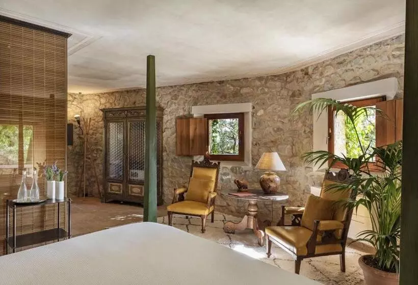 デラックススイート, Castello Di Vicarello