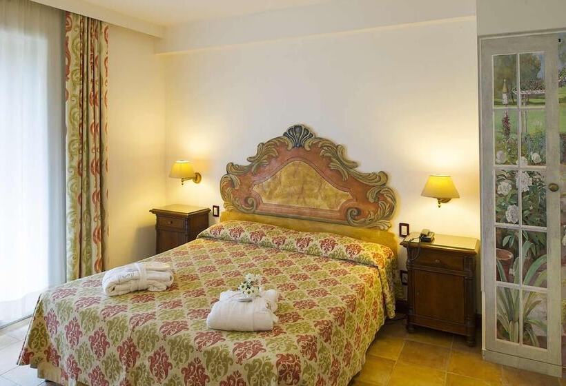 חדר סטנדרט לשלושה, Fattoria La Principina Hotel & Congress