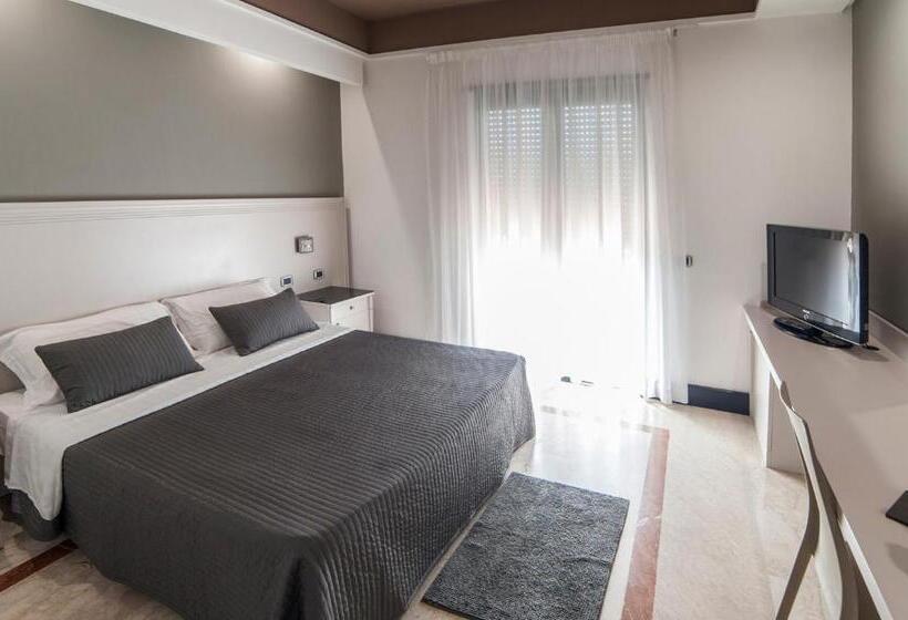 4인용 스탠다드 룸, Giulia Ocean Club