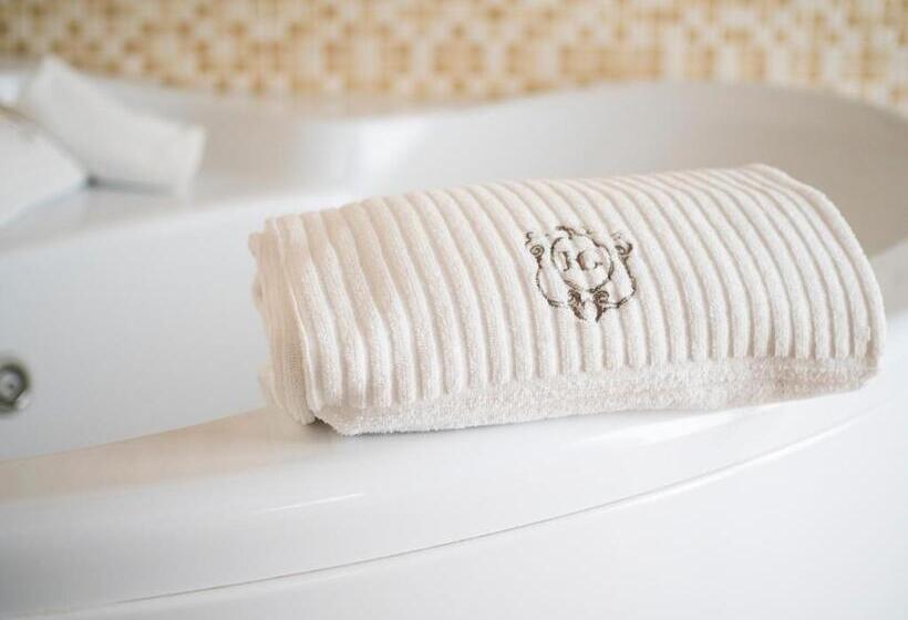 월풀욕조 주니어 스위트, Giulia Ocean Club