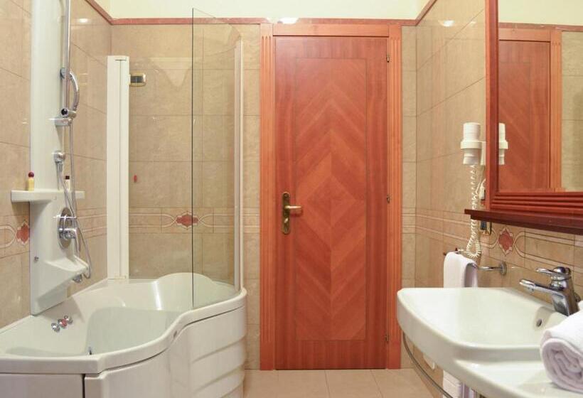 월풀욕조 주니어 스위트, Giulia Ocean Club