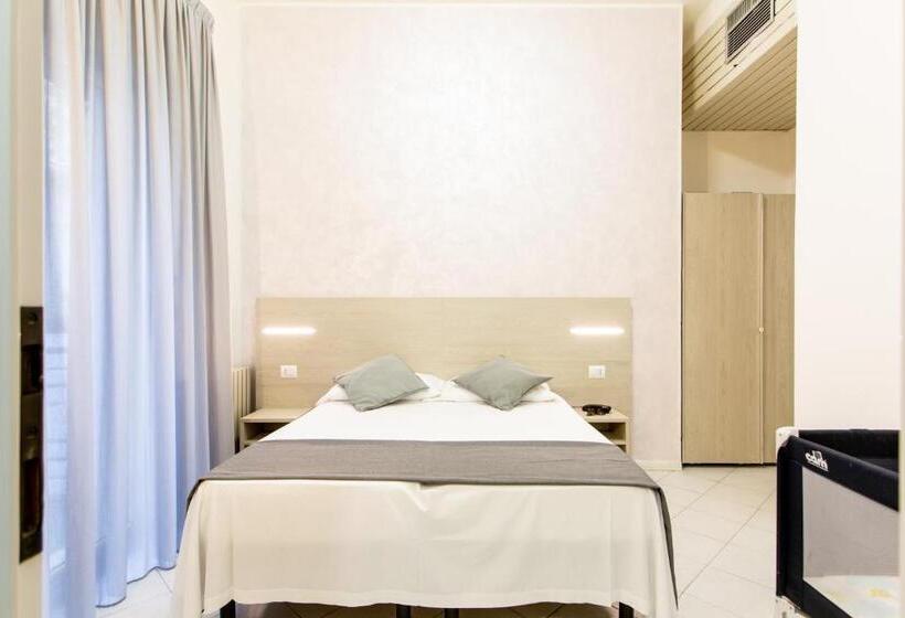 Standard Szoba, Marzia Con Piscina