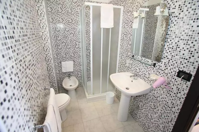 اتاق استاندارد, Memole Inn Sanremo