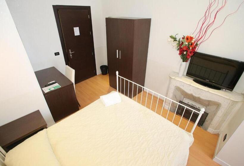 غرفة إقتصادية, Memole Inn Sanremo