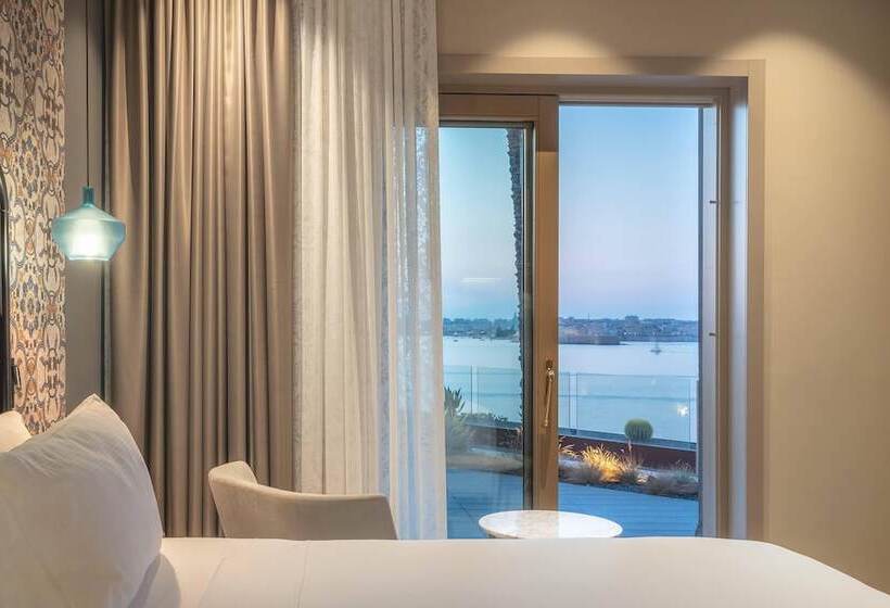 חדר דלוקס נוף לים, Minareto