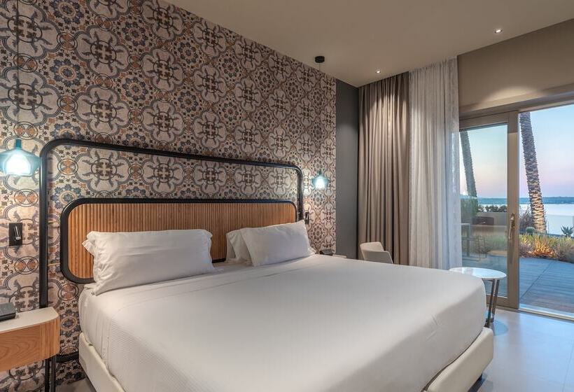 חדר דלוקס נוף לים, Minareto