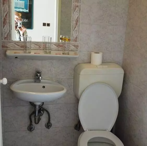 اتاق استاندارد یک نفره, Miramare