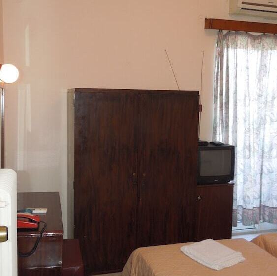 חדר סטנדרד יחיד חדר אמבטיה משותף, Miramare